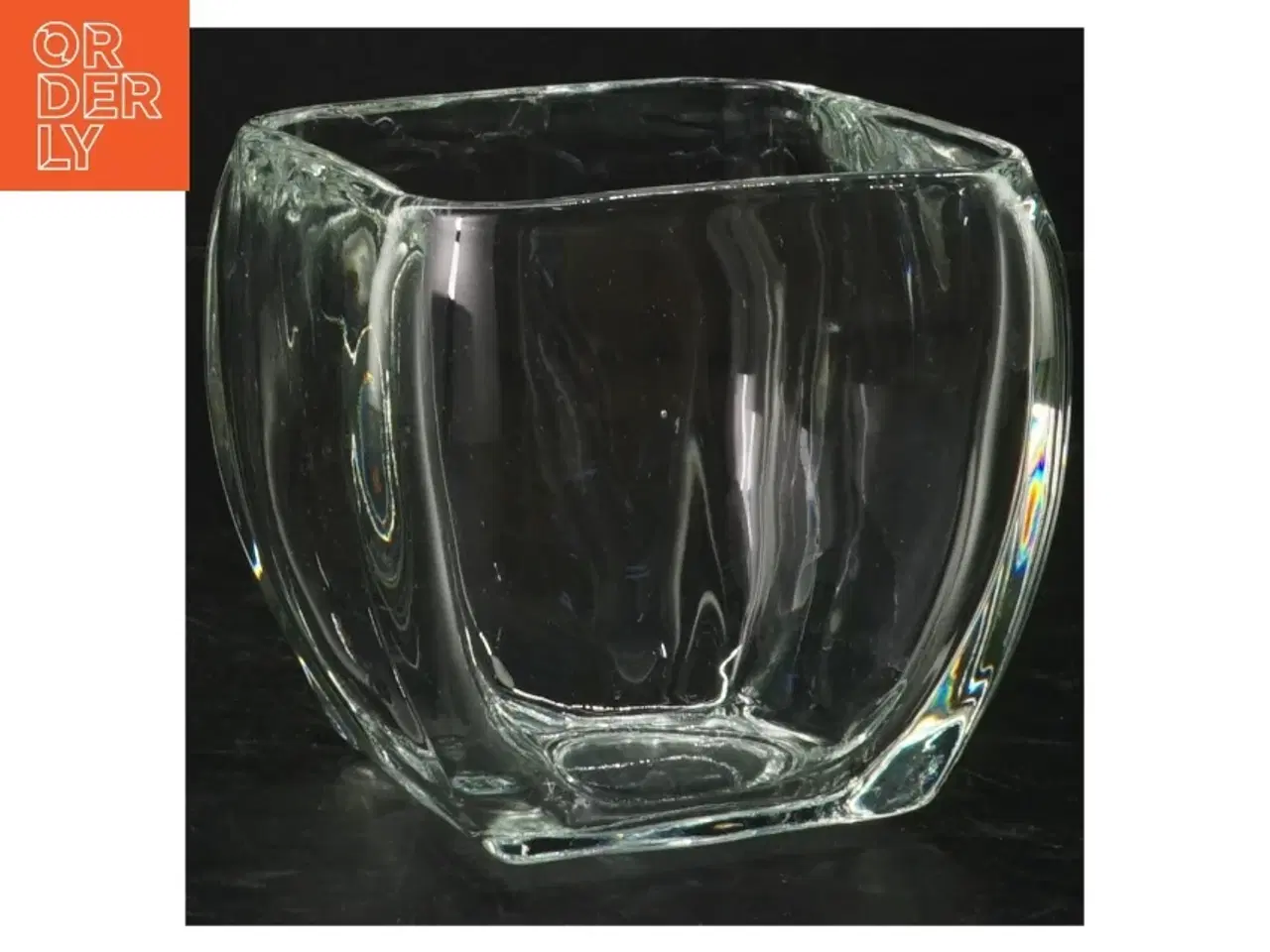 Billede 1 - Glasvase (str. H. 9,5 cm. b. 10 cm)