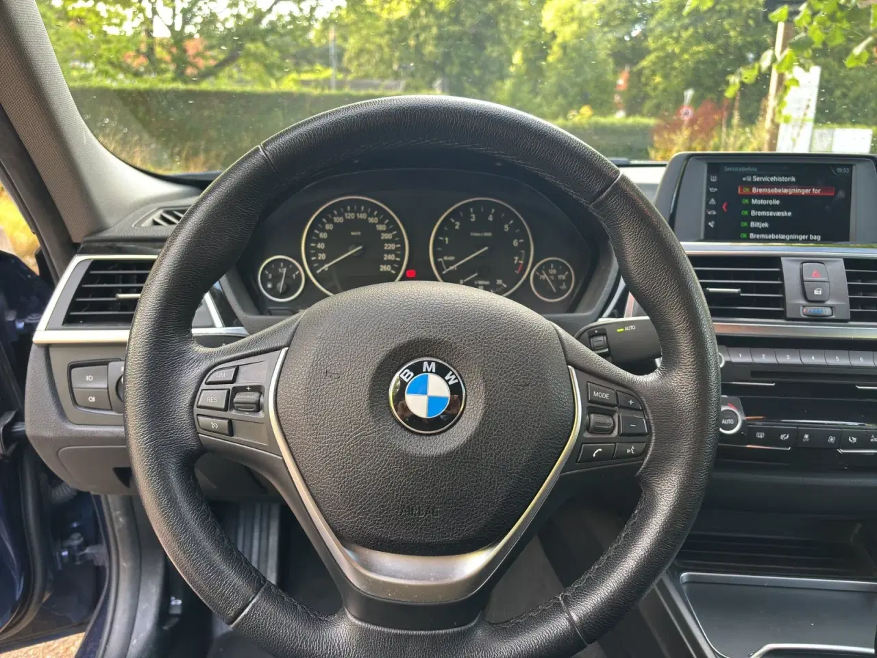 Billede 11 - BMW 320i 2,0 Executive aut.