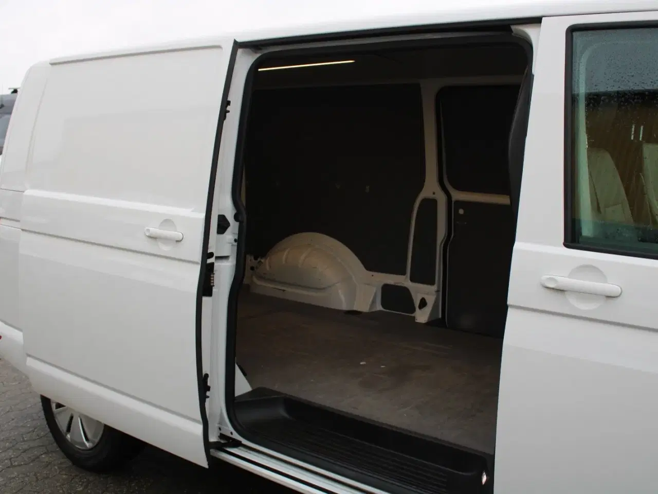 Billede 13 - VW Transporter 2,0 TDi 150 Kassevogn DSG 4Motion lang