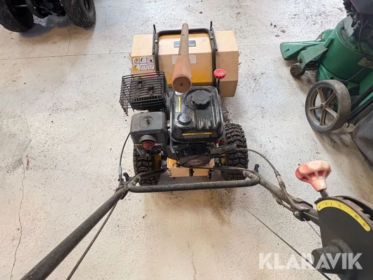 Billede 6 - Fejemaskine Snow thrower