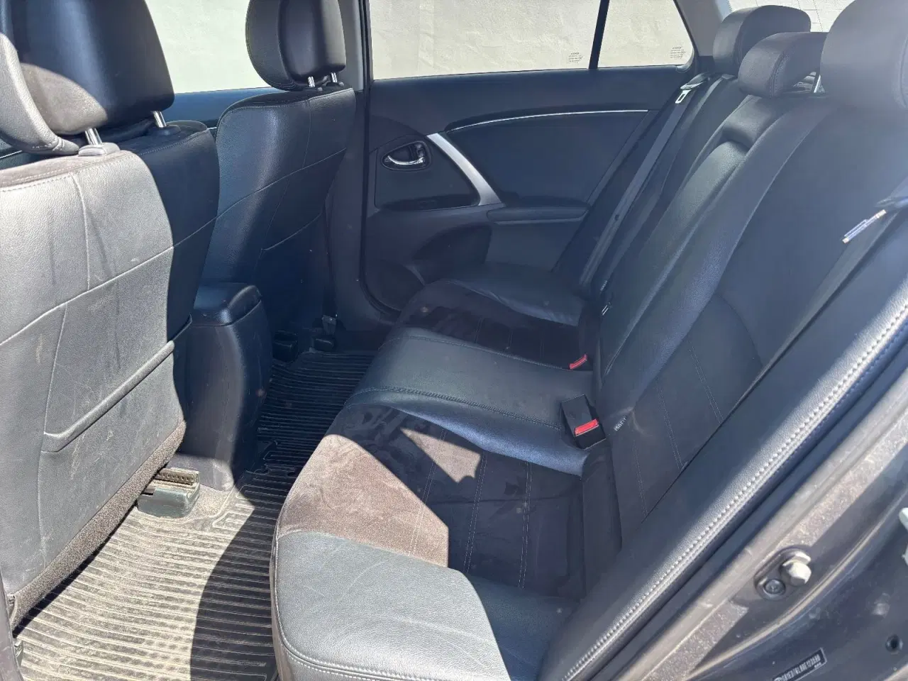 Billede 14 - Toyota Avensis 2,0 D-4D T1 stc.