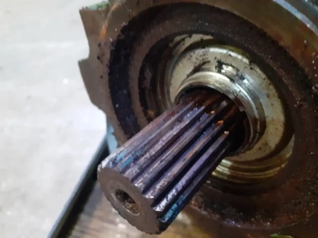 Billede 10 - John Deere 1075 Hydrostatpumpe AH63271