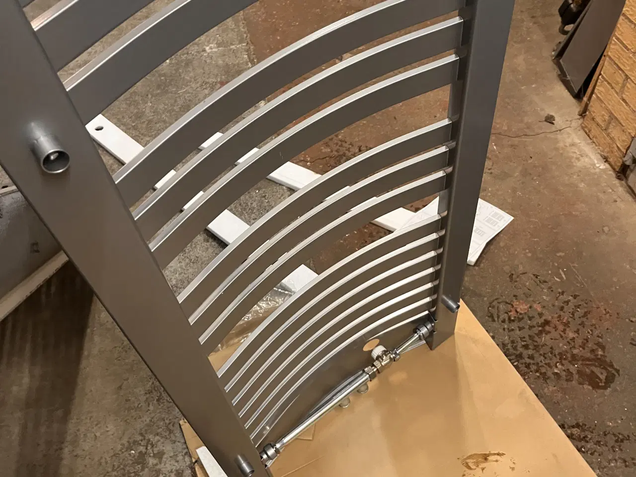 Billede 2 - 2 stk håndklæddetørrer