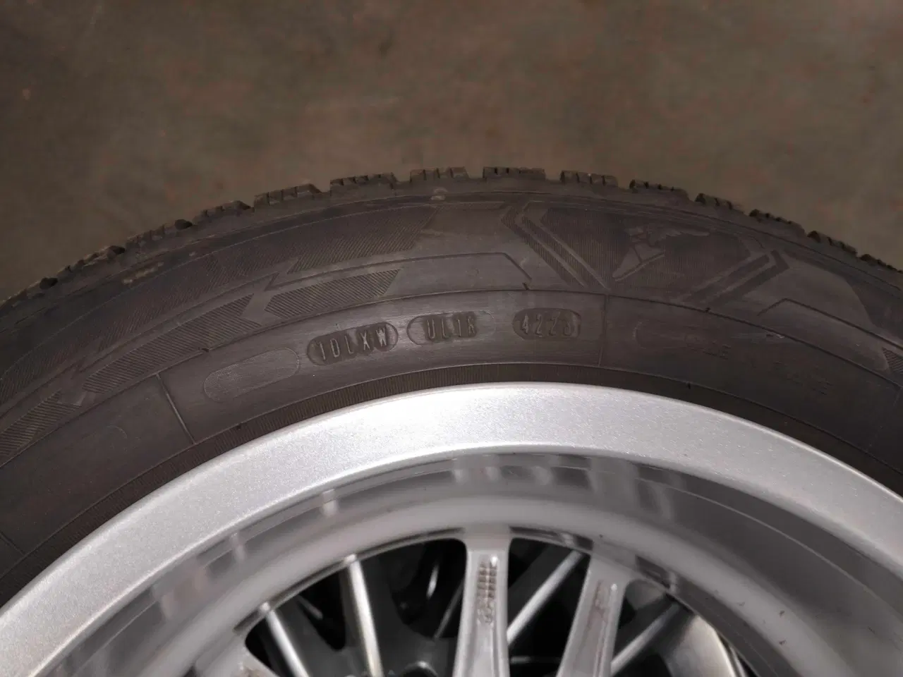 Billede 4 - Orginale Mercedes A-klasse 16 "alufælge