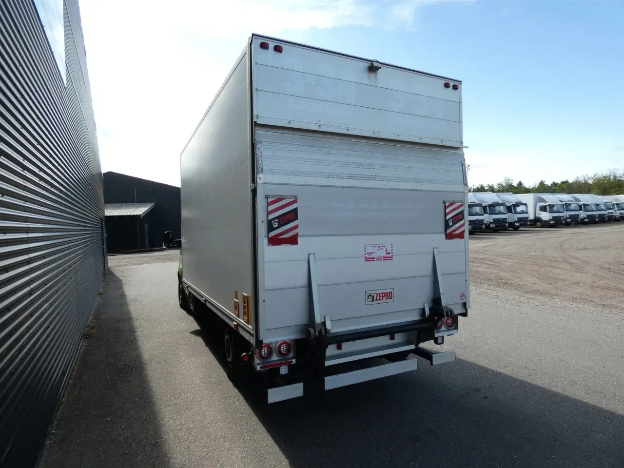 Billede 10 - Mercedes-Benz Sprinter 316 2,1 CDI Alu.kasse ÅBENBAR SIDE RWD 7G-Tronic 163HK Ladv./Chas. Aut.