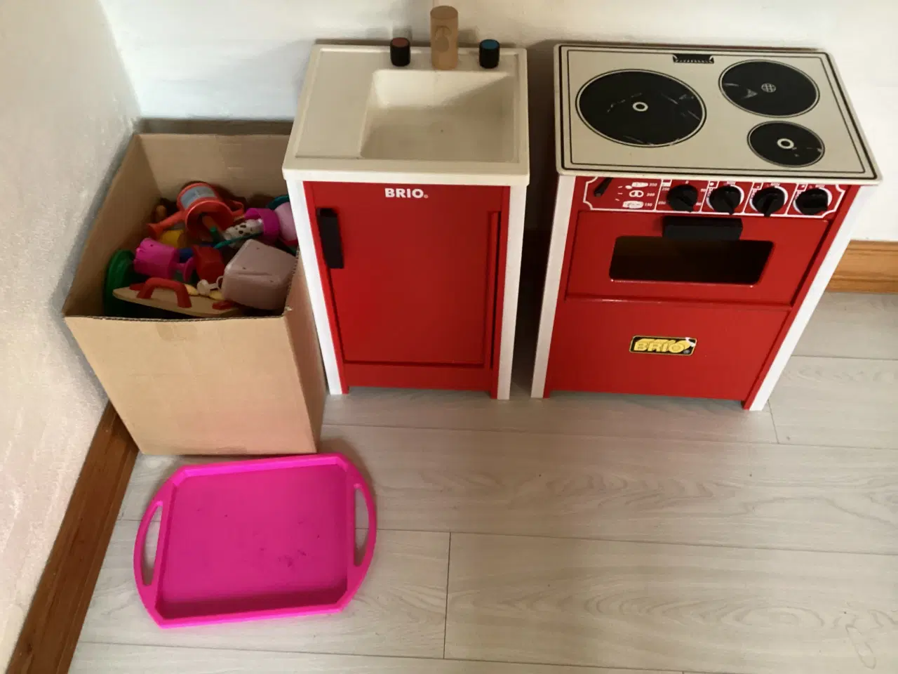 Billede 1 - Legetøjs køkken