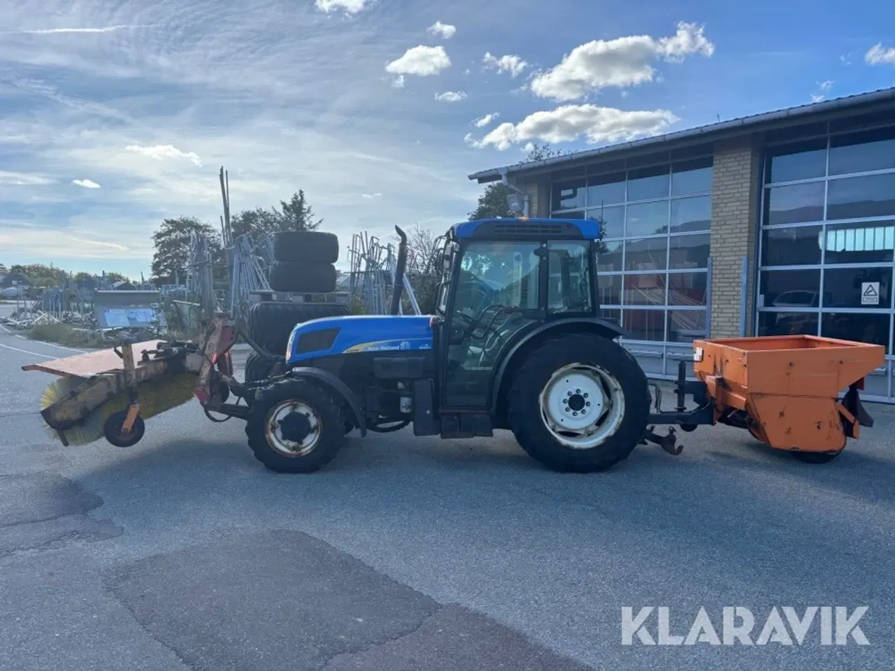 Billede 5 - Traktor New Holland T4050F 4WD
