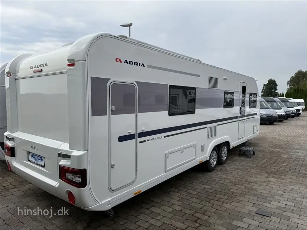 Billede 23 - 2019 - Adria Alpina 753 UP   Lækker vintervogn med dobbeltseng, rundsiddegruppe fra Hinshøj Caravan