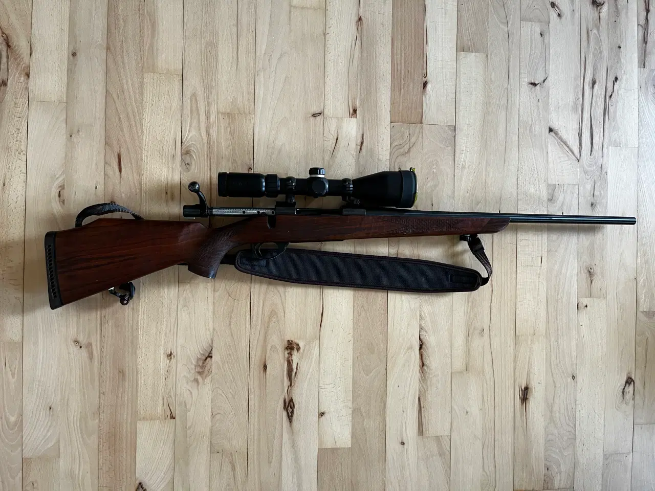Billede 1 - Howa 1500 inkl. kikkertsigte 