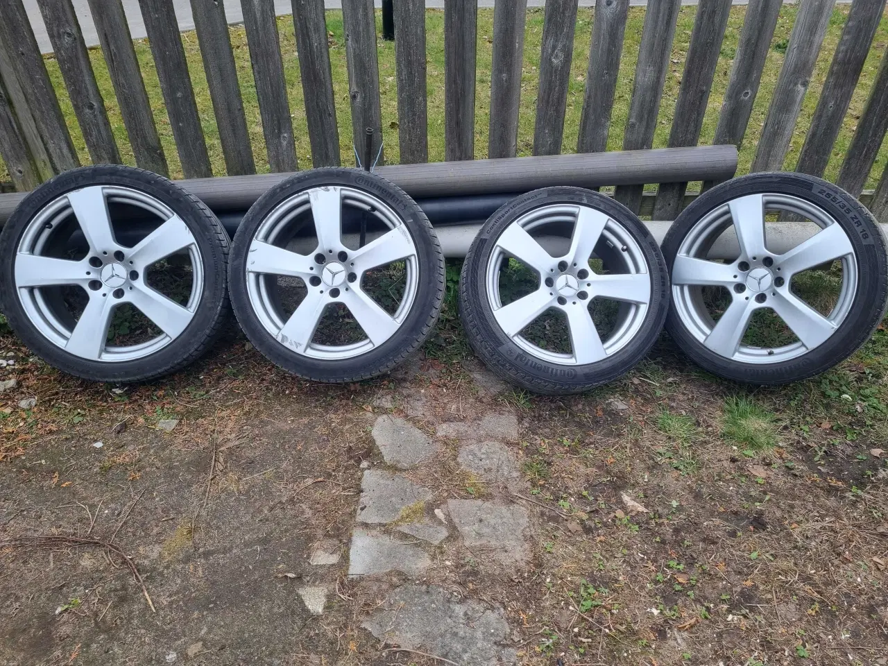 Billede 2 - 18 tommer 5x112 Mercedes fælge på Sommerdæk 