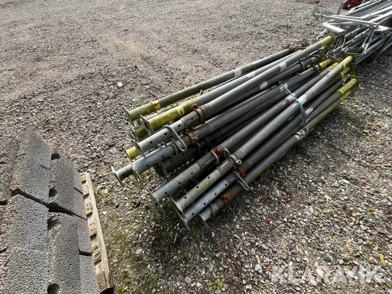 Billede 3 - Lot - Galvaniserede soldater / elementstøtter Müba B/D 40