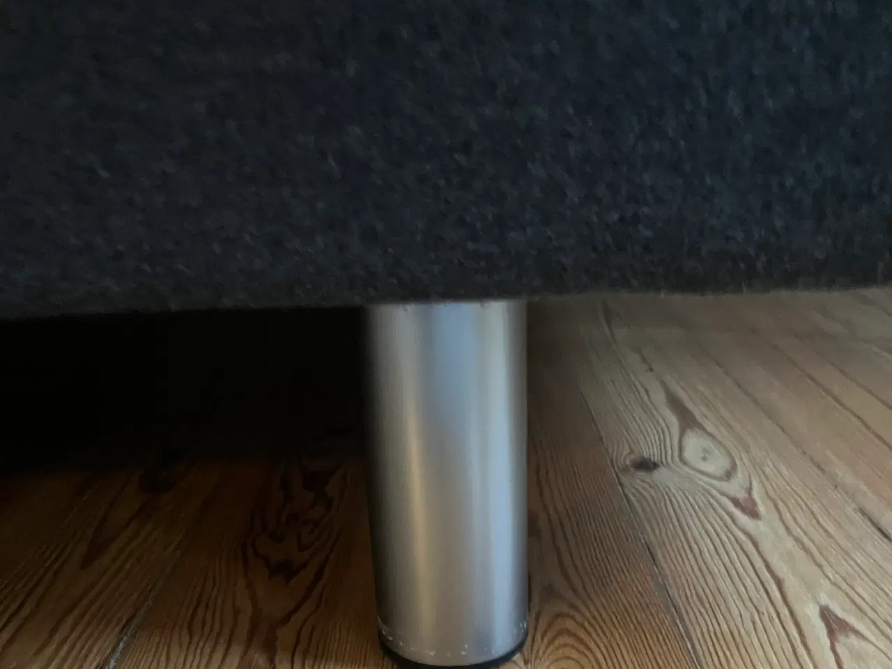 Billede 4 - Danskproduceret sofa i uld