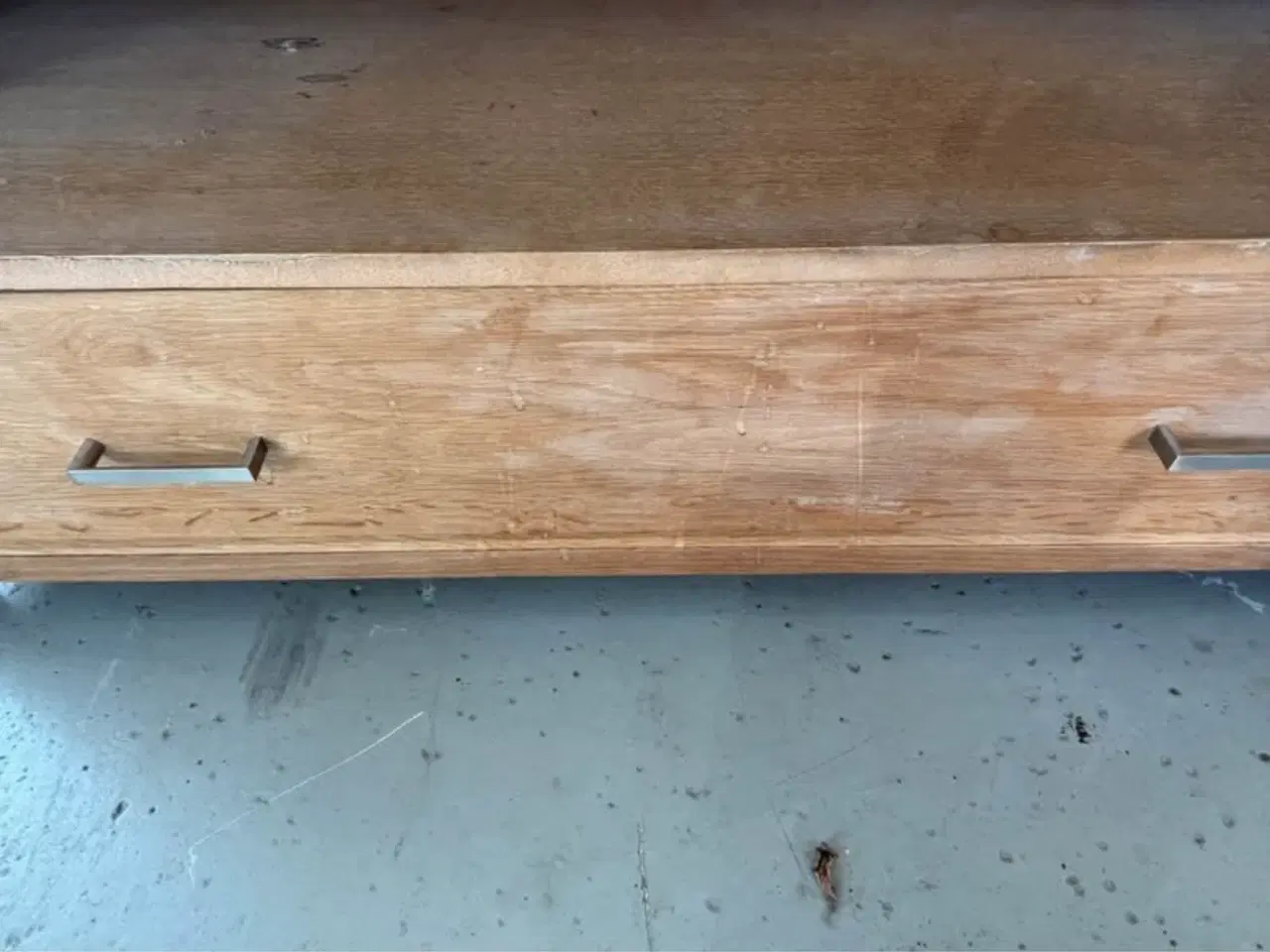 Billede 4 - TV bord i massiv træ “gør det selv projekt”