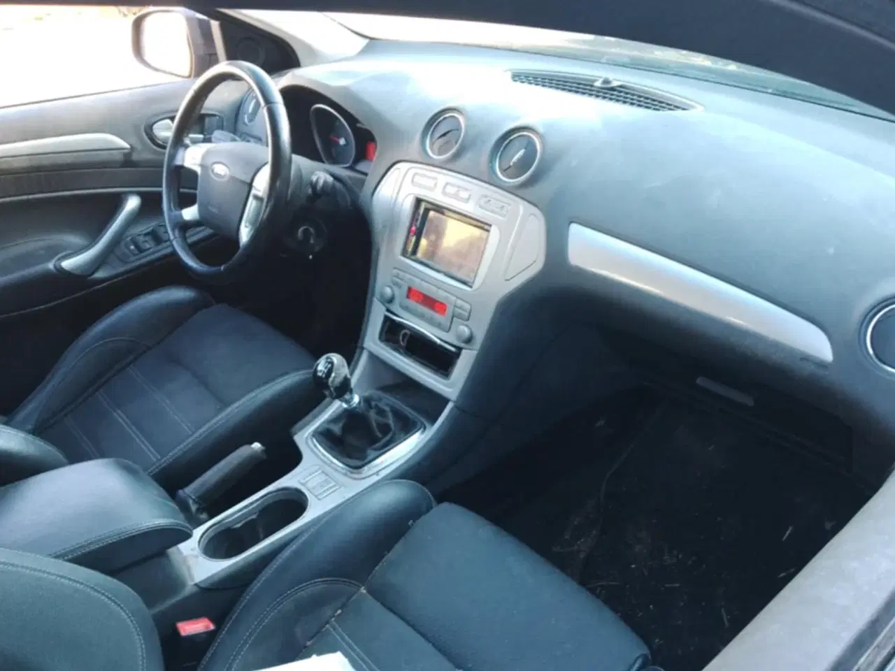 Billede 5 - Ford Mondeo 2,0 TDI – Skal synes – Sælges billigt