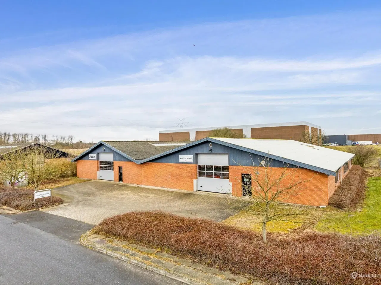 Billede 1 - Solid erhvervsejendom med god beliggenhed