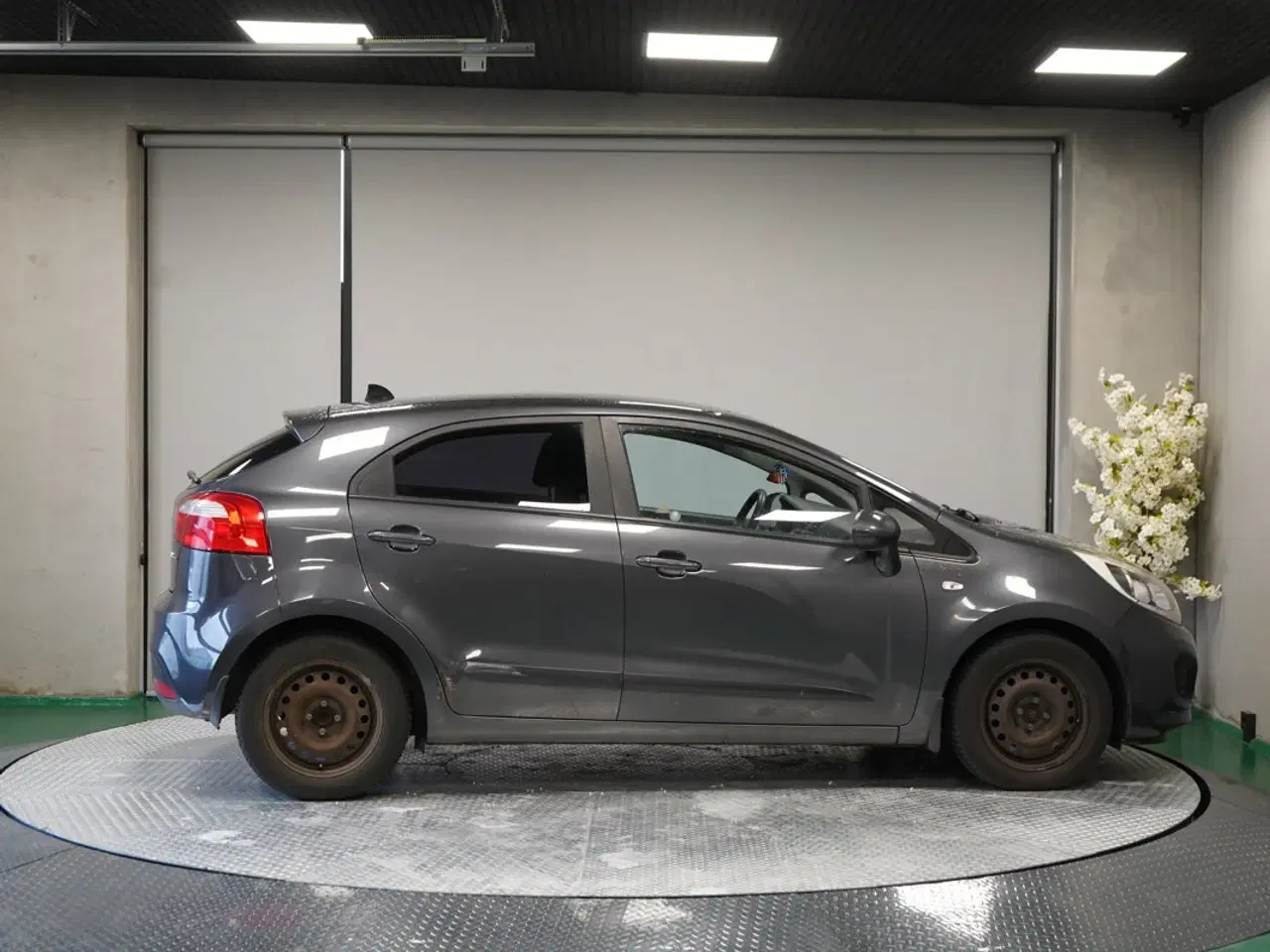 Billede 6 - Fin pendler benzinbil.