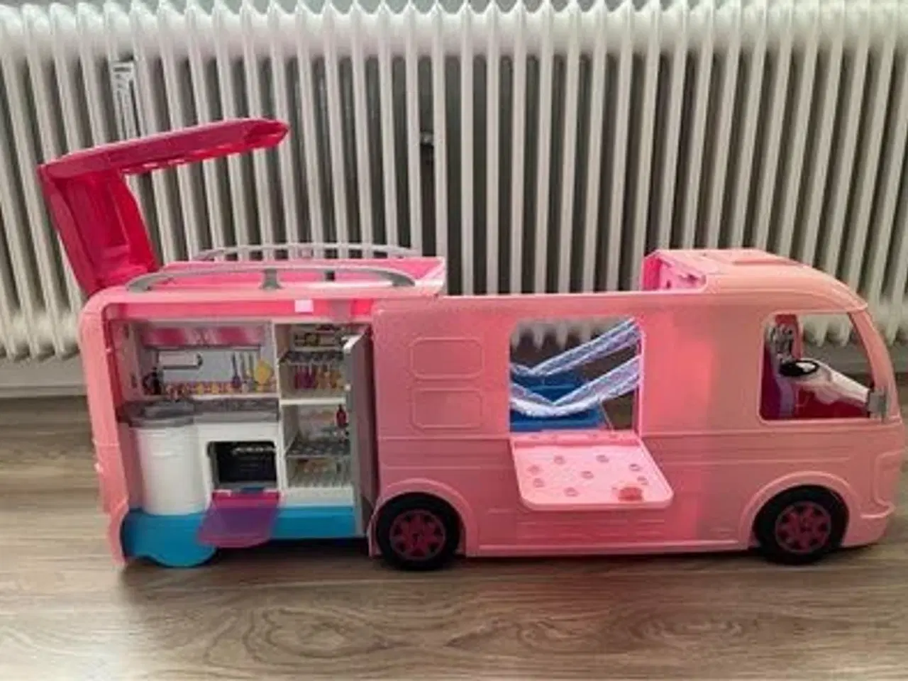 Billede 2 - Barbie Dream Camper automobil Med pool