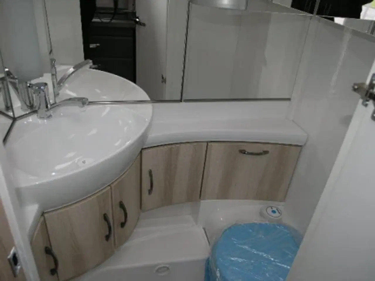 Billede 12 - Hobby De Luxe 495 UL