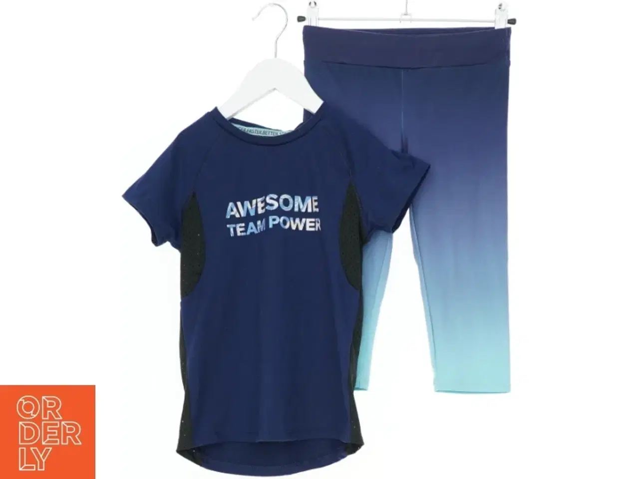 Billede 1 - Træningssæt med T-shirt og Leggings fra Active Touch (str. 128)