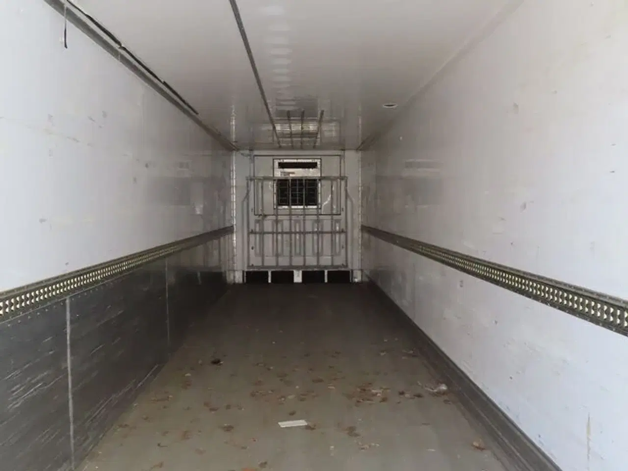 Billede 3 - 3-akslet køletrailer med Carrier Maxima 1200, inkl. div dæk og hjul