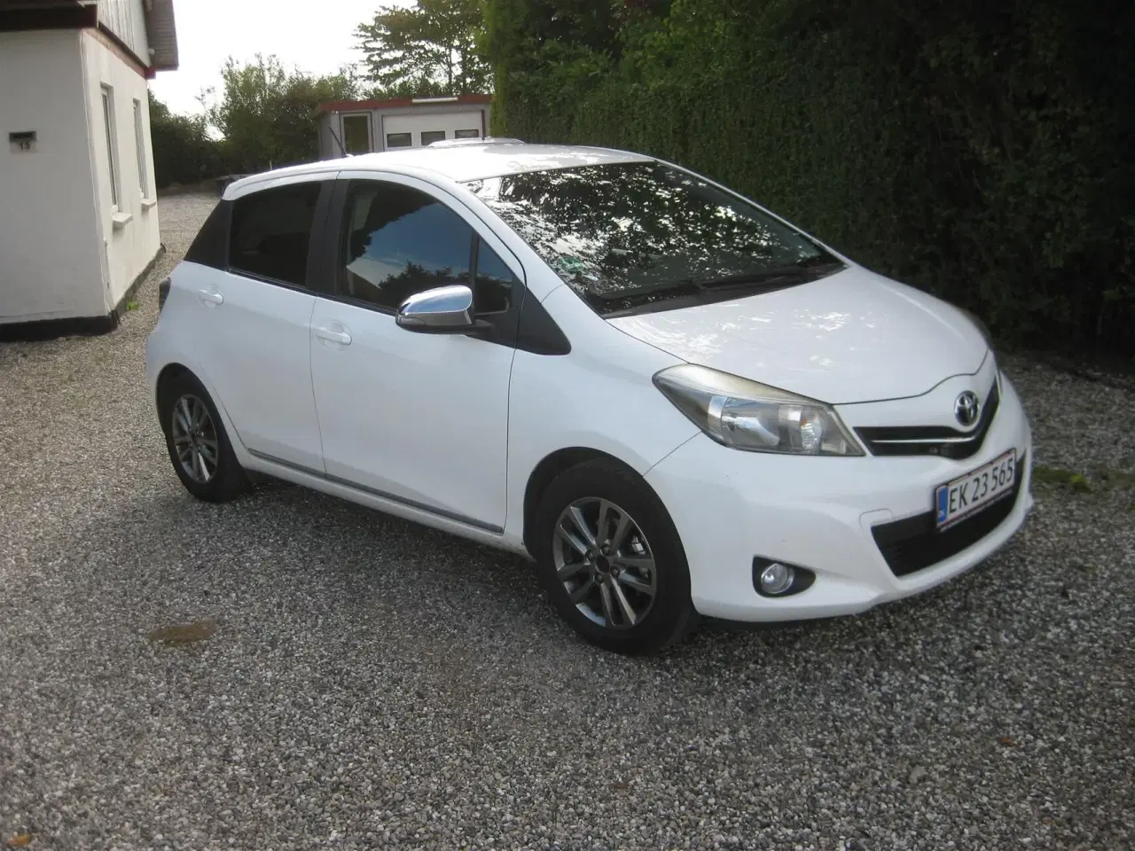Billede 2 - Toyota Yaris 1,0 VVT-I T2 Style 69HK 5d