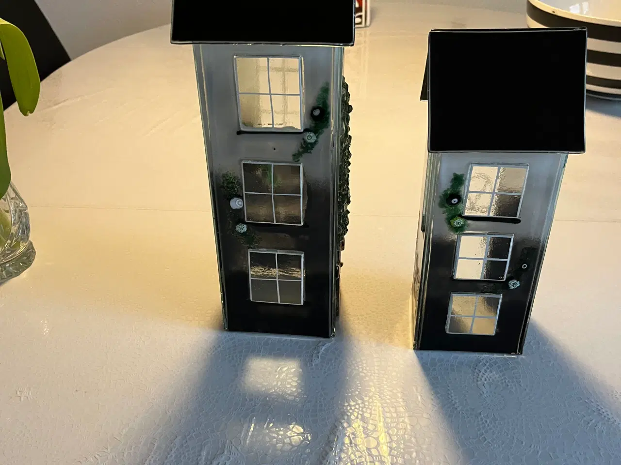 Billede 4 - Fine huse til lys  ny pris 1000 kr nu 450 kr