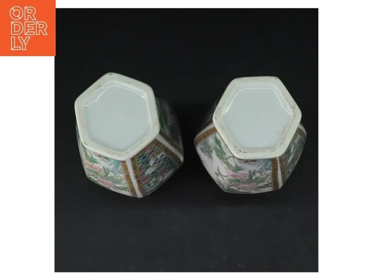 Billede 3 - Porcelænsvaser med blomstermotiver (str. 21 cm)