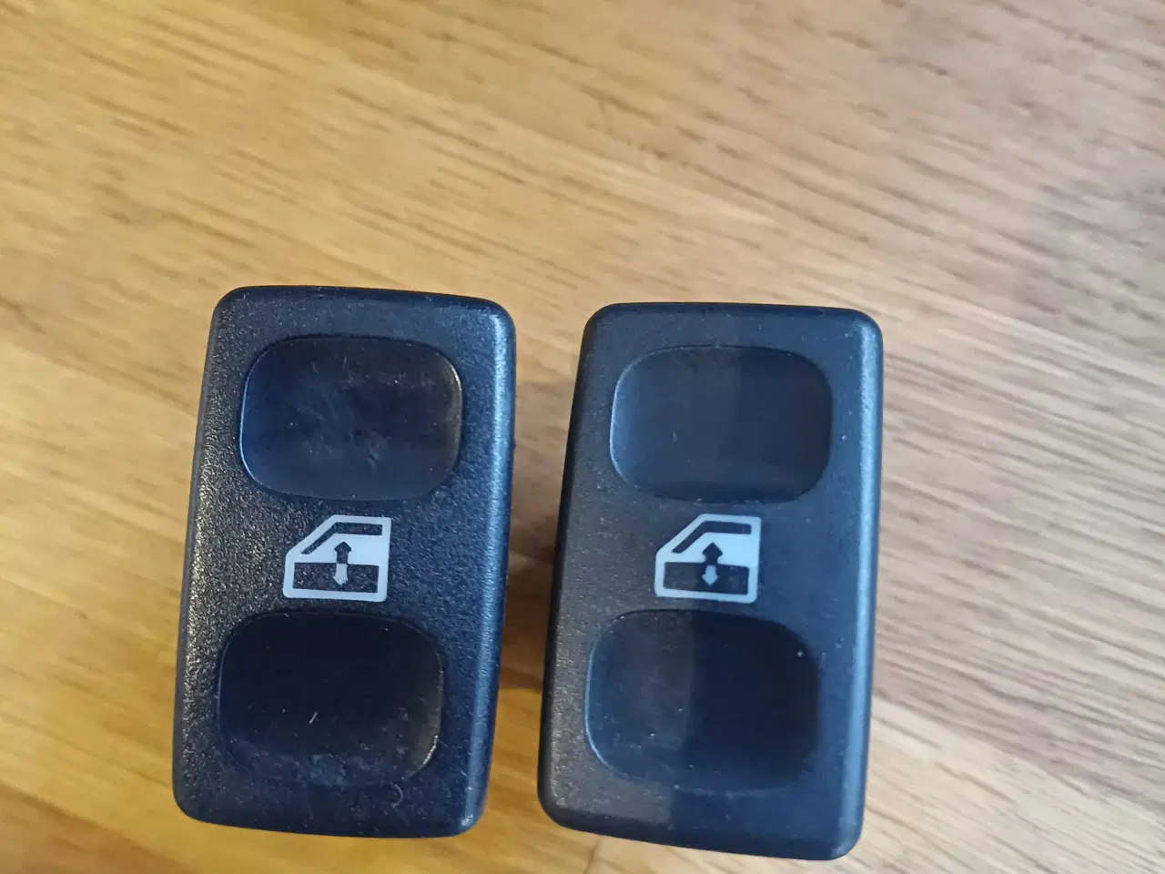 Billede 1 - Rudehejs kontakt 