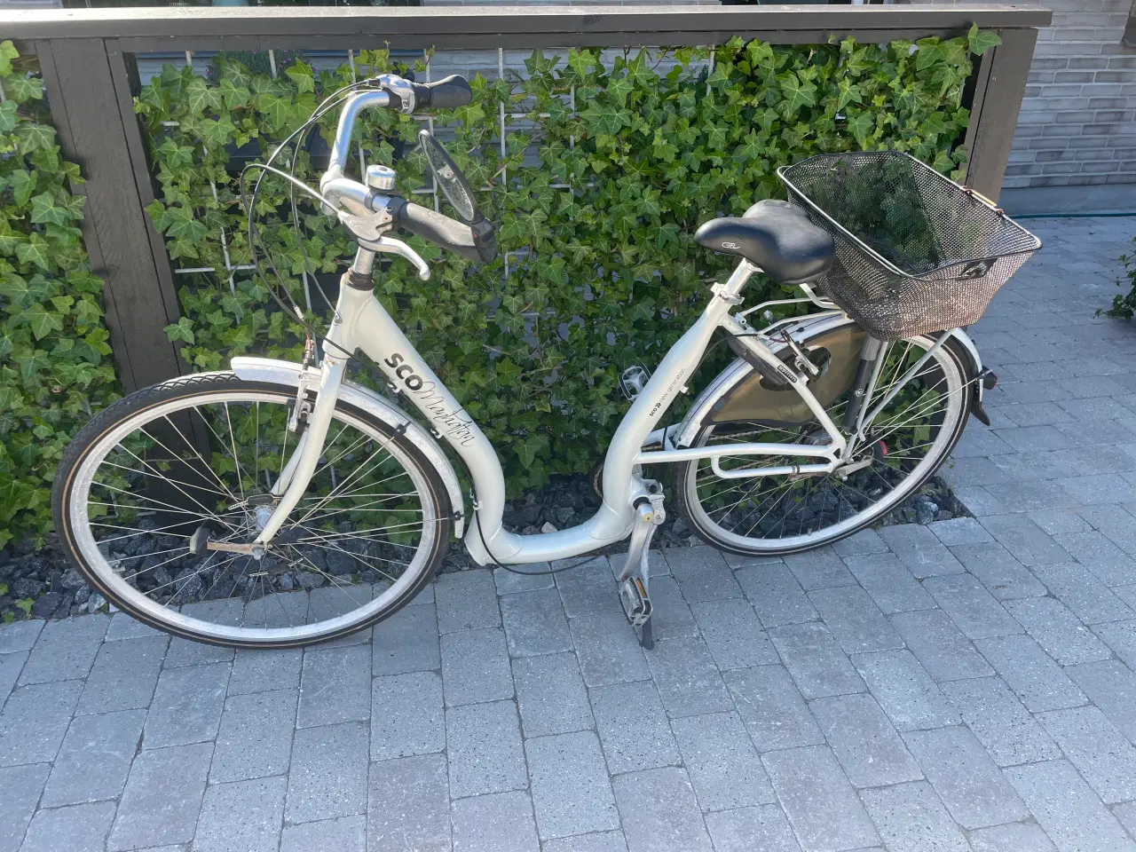 Billede 1 - SCO damecykel hvid, lav indstigning