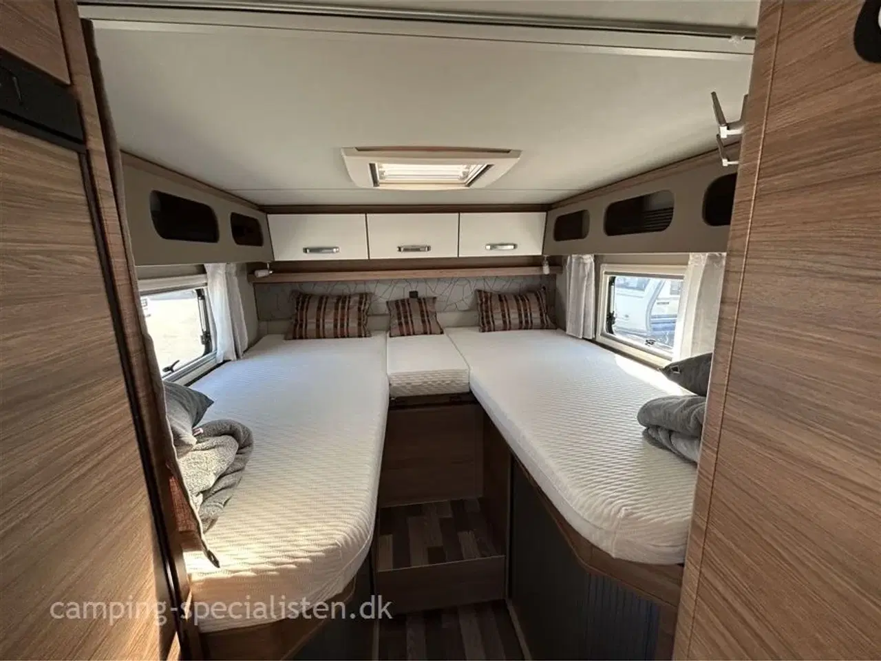 Billede 8 - 2023 - Weinsberg Pepper Edition MEG 640 Mercedes   Weinsberg Pepper Edition 640 MEG model 2023 - Mercedes-Benz - Se den nu hos Camping-Specialisten.dk
