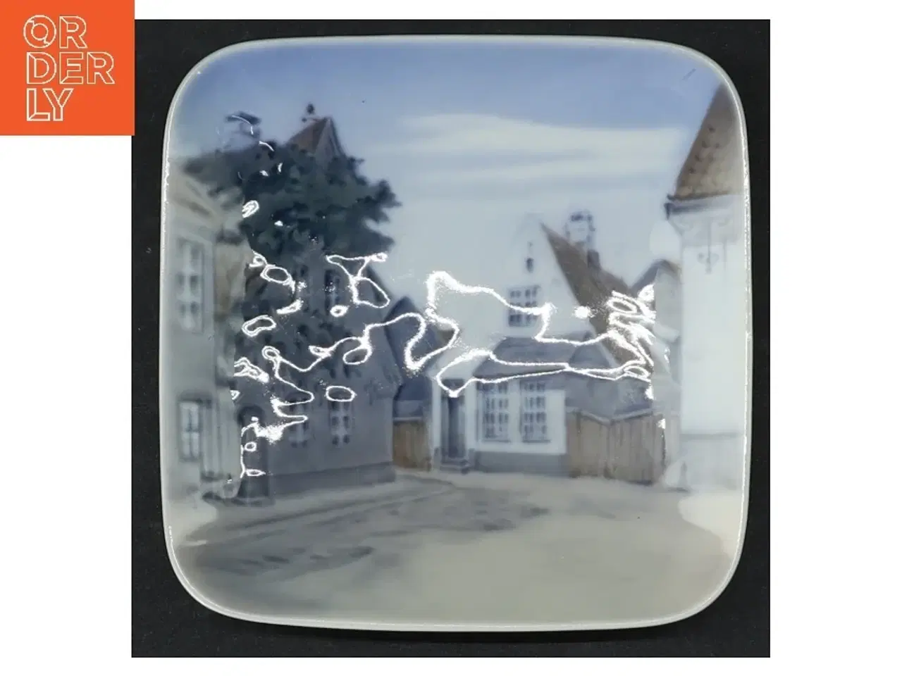 Billede 2 - Firkantet porcelænsfad fra Royal Copenhagen (str. 10 x 10 cm)