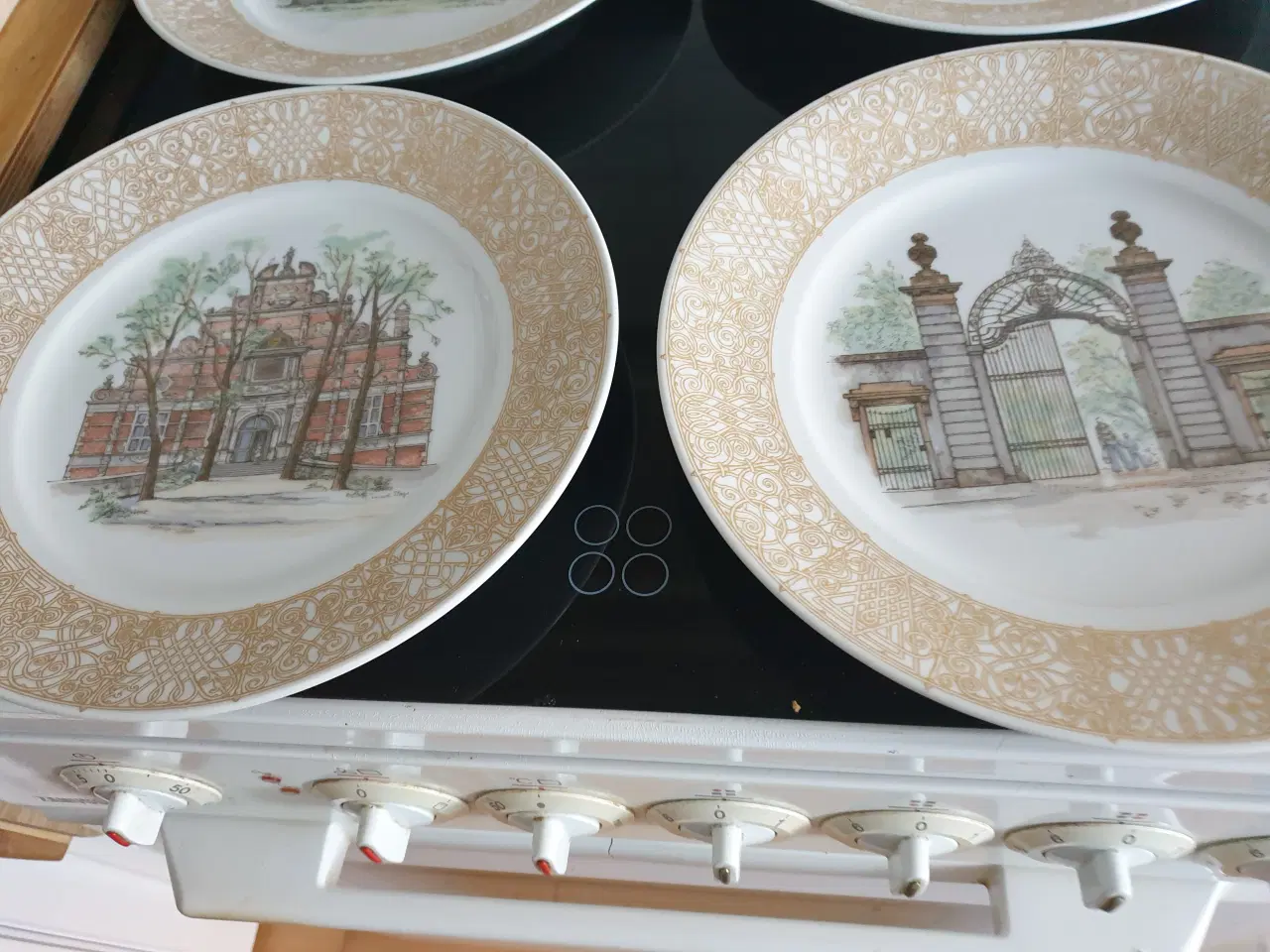 Billede 4 - Platter, Royal Copenhagen 