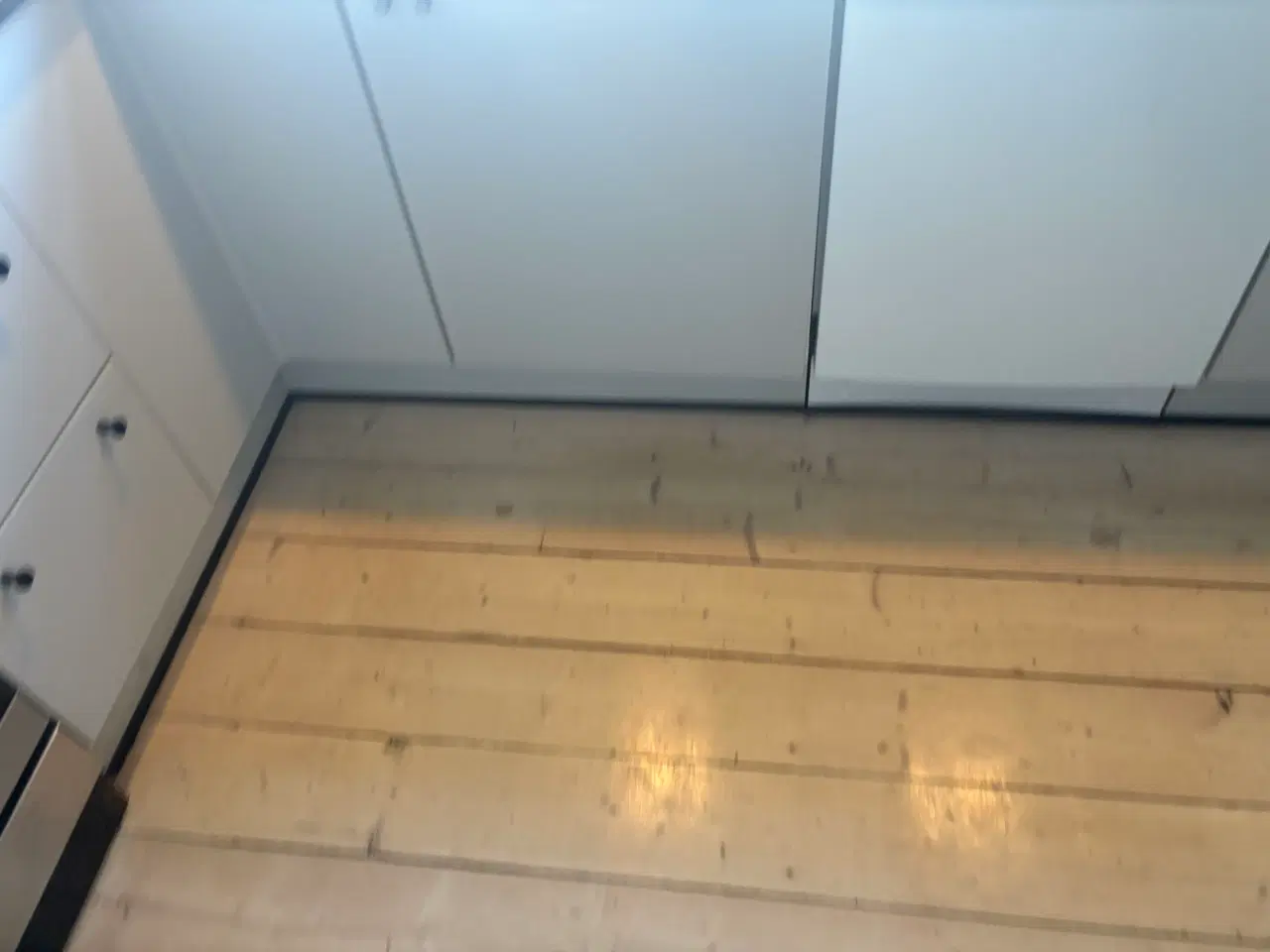 Billede 7 - Originalt plankegulv (fyrplanker)