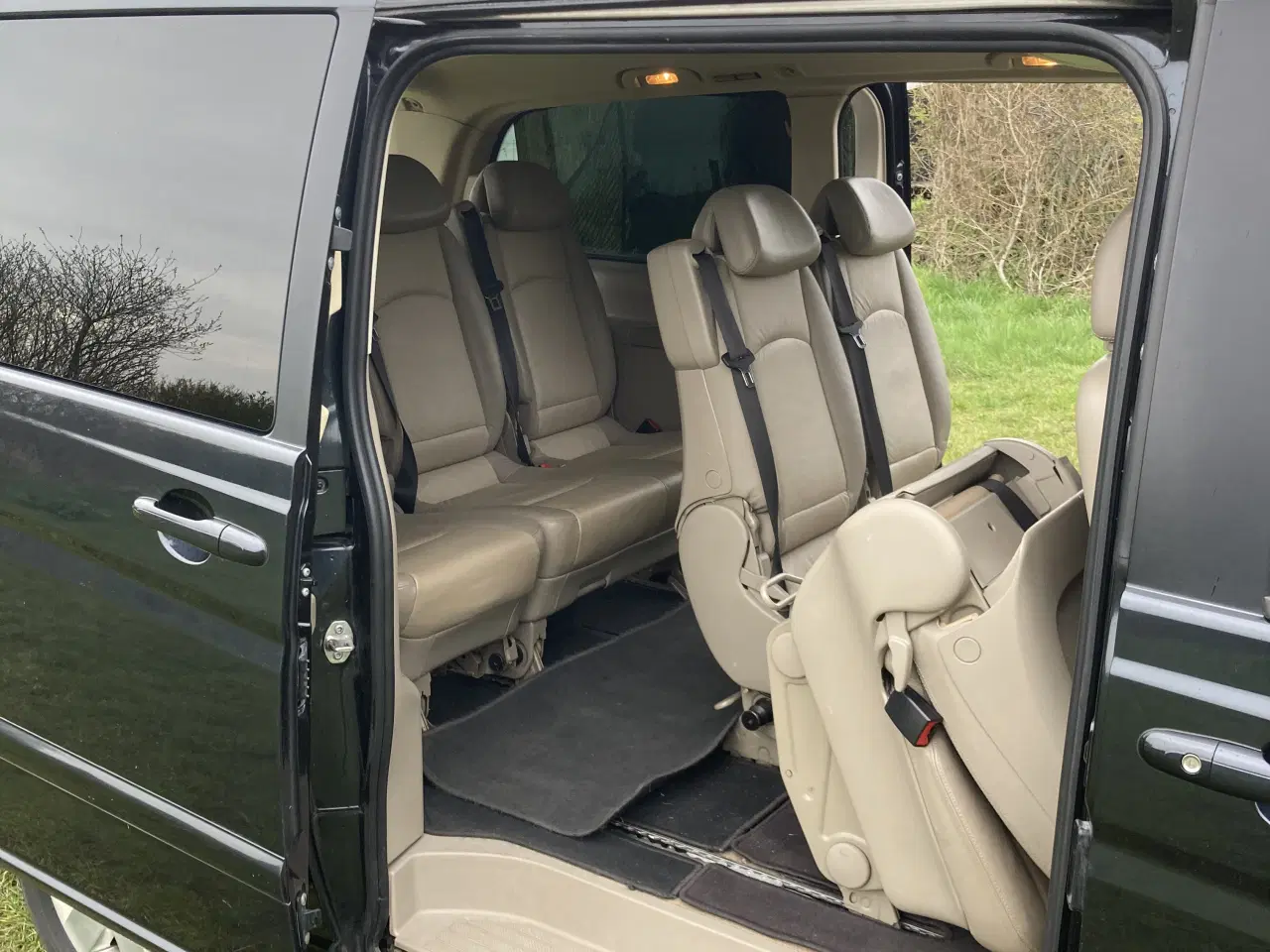 Billede 14 - Luksus minibus til 8 personer 