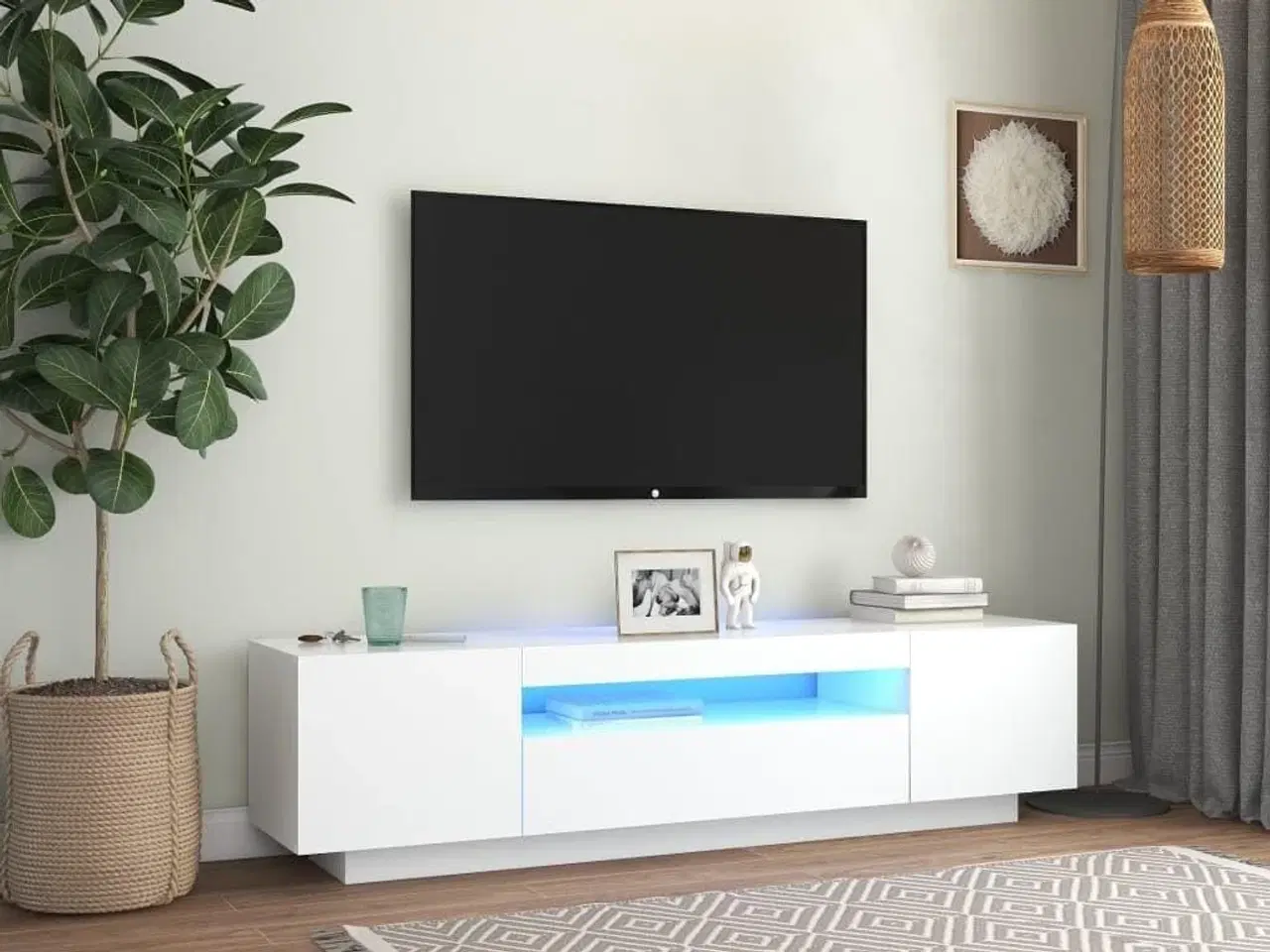 Billede 1 - Tv-skab med LED-lys 160x35x40 cm hvid