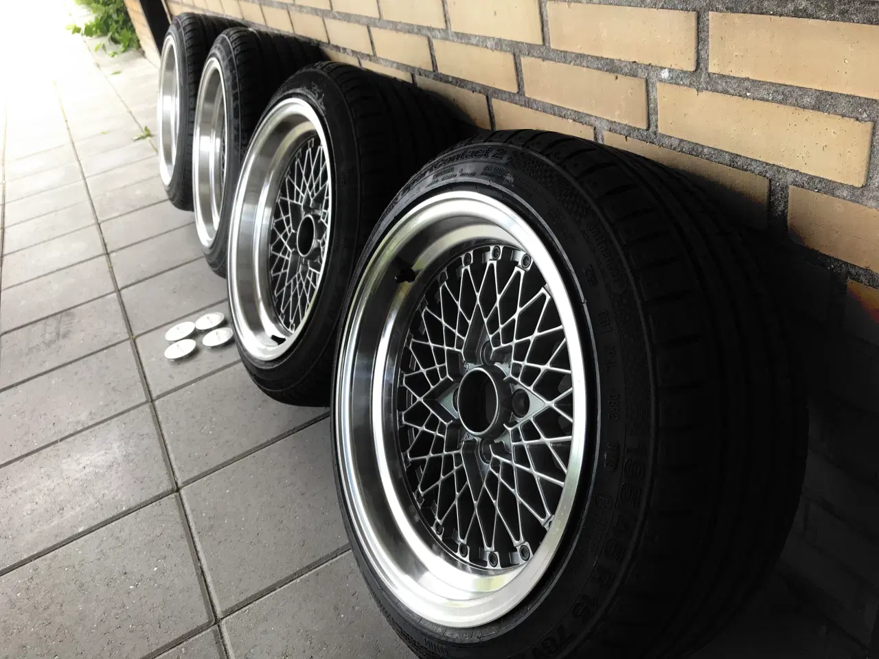 Billede 2 - Alufælge med dæk