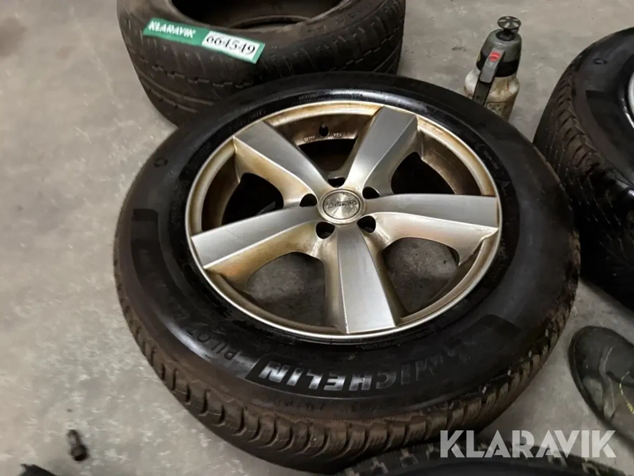 Billede 11 - Fælge med dæk Dezent 255/55R18 4 styk