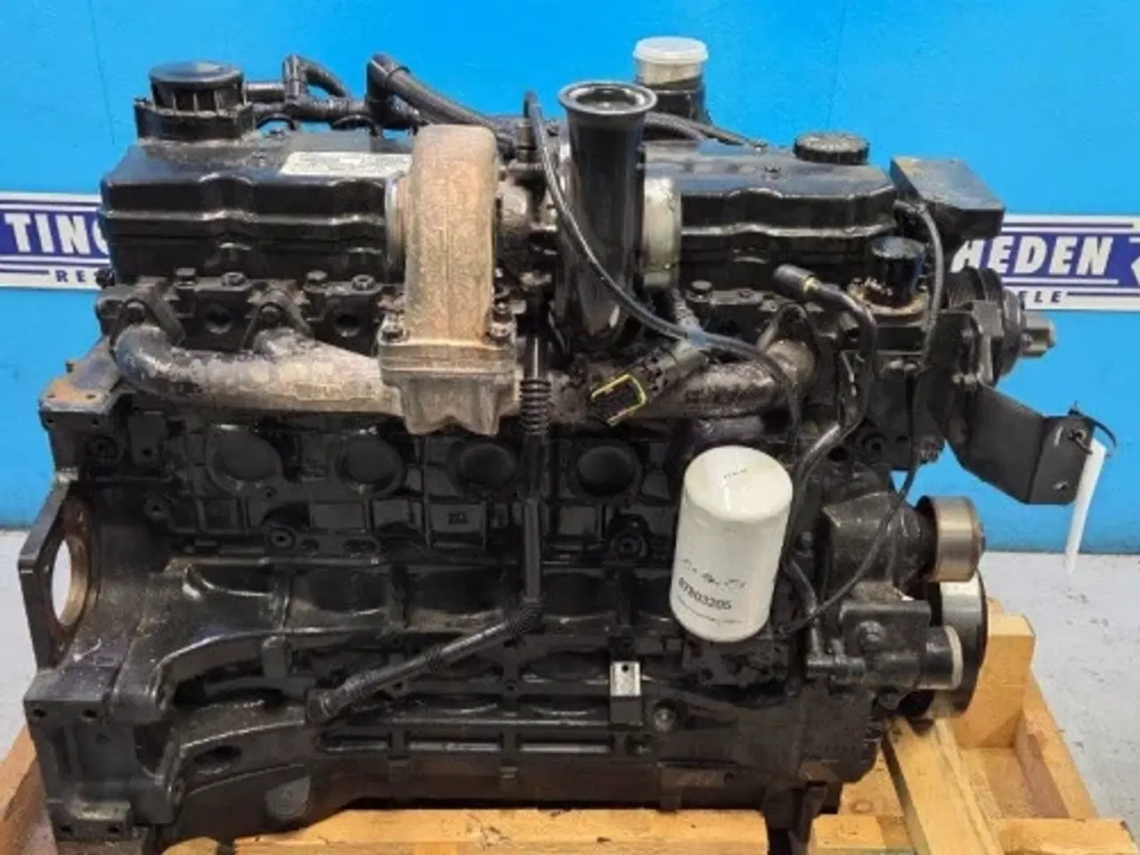 Billede 2 - Iveco F4DE0684B*D Motor