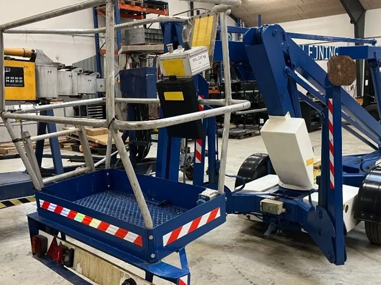 Billede 5 - Upright TL38 trailerlift - 13,5m