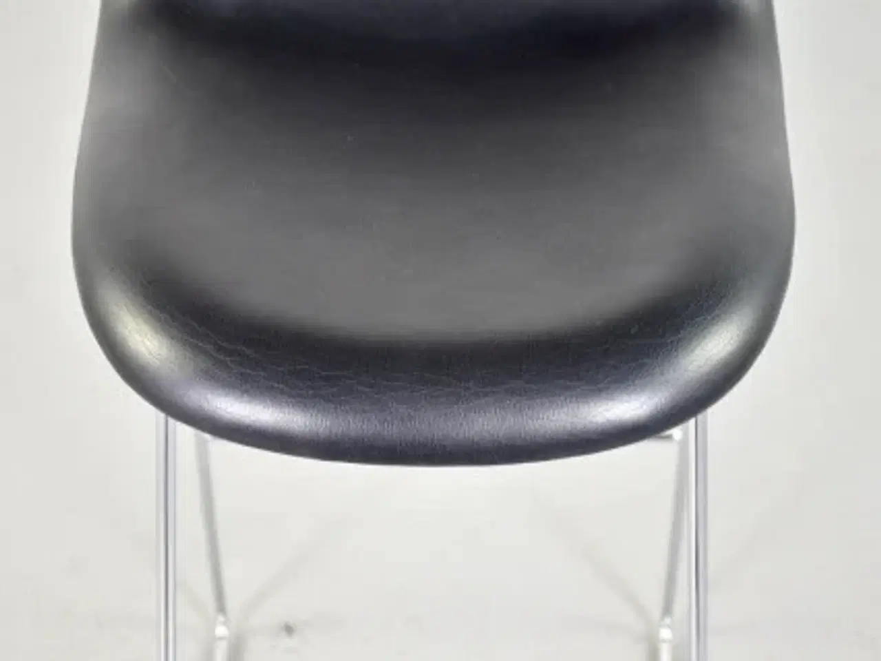 Billede 6 - Gubi barstol med sort læder polster