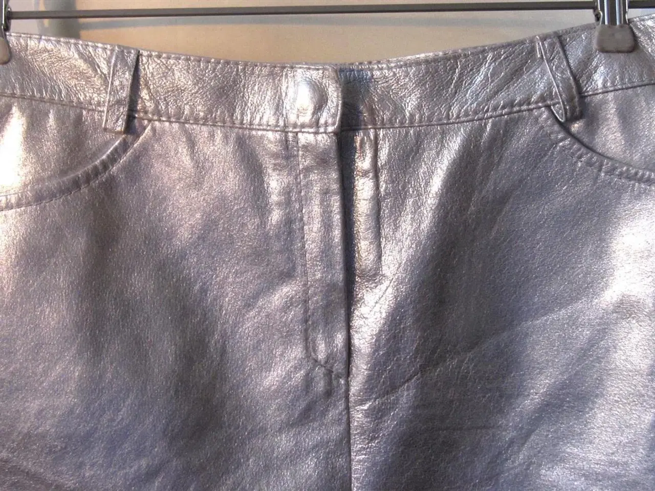 Billede 2 - Benedikte Utzon, skindnederdel, str 38