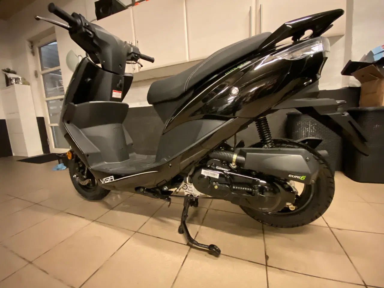 Billede 4 - VGA Explora Euro-5 30 km/t sort