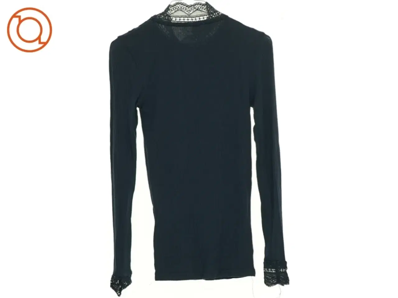 Billede 2 - Bluse fra Name It (str. 140 cm)