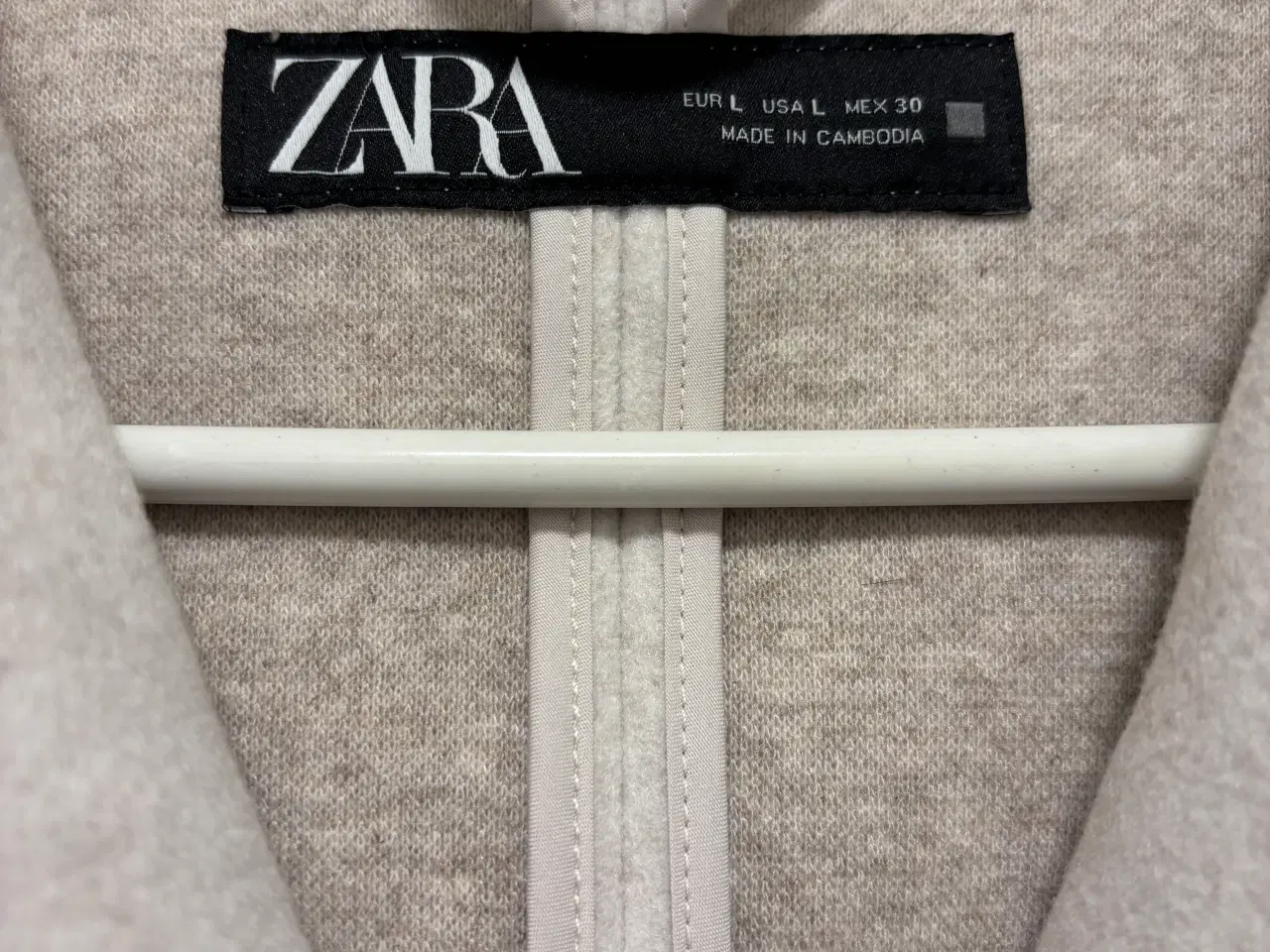 Billede 2 - Zara Soft Hoodie Coat – Str. L