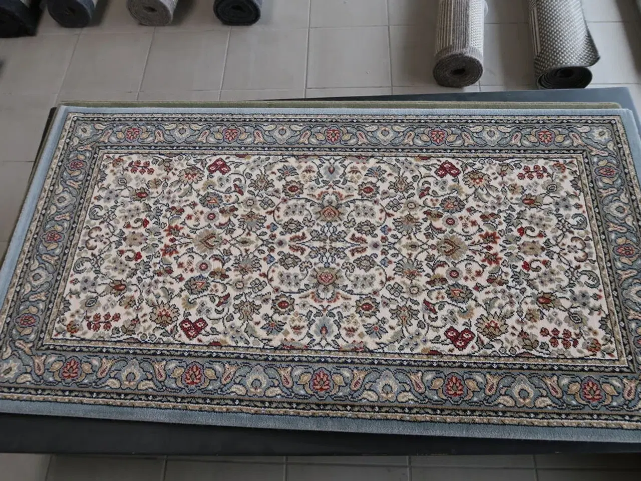 Billede 1 - Gulvtæppe MAYA WILTON