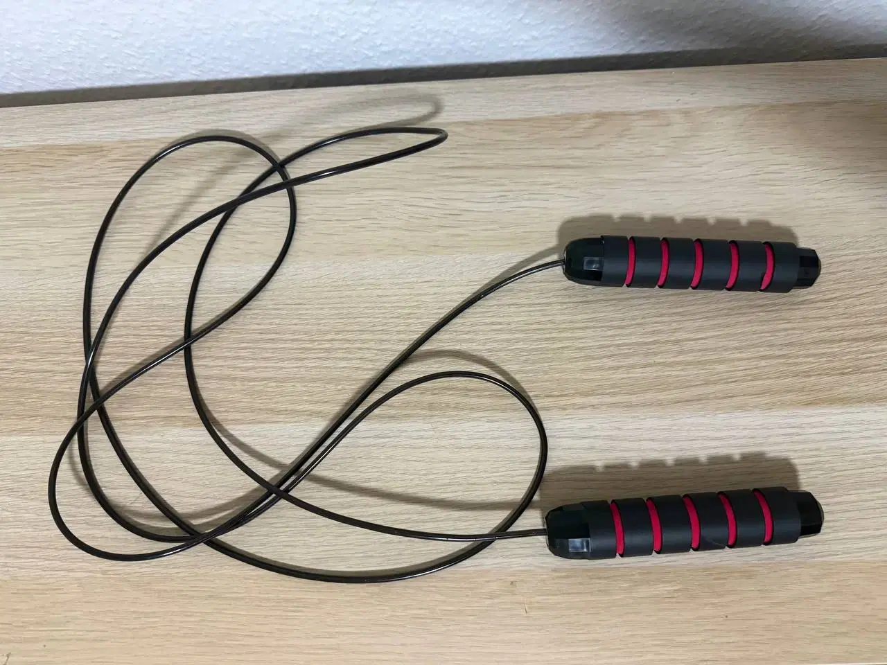 Billede 1 - Sjippetov med behagelige skumhåndtag – ubrugt