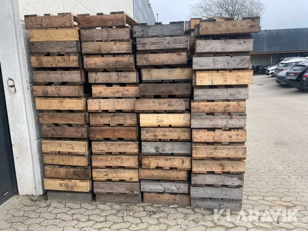 Billede 2 - Dæk paller ca 800 styk