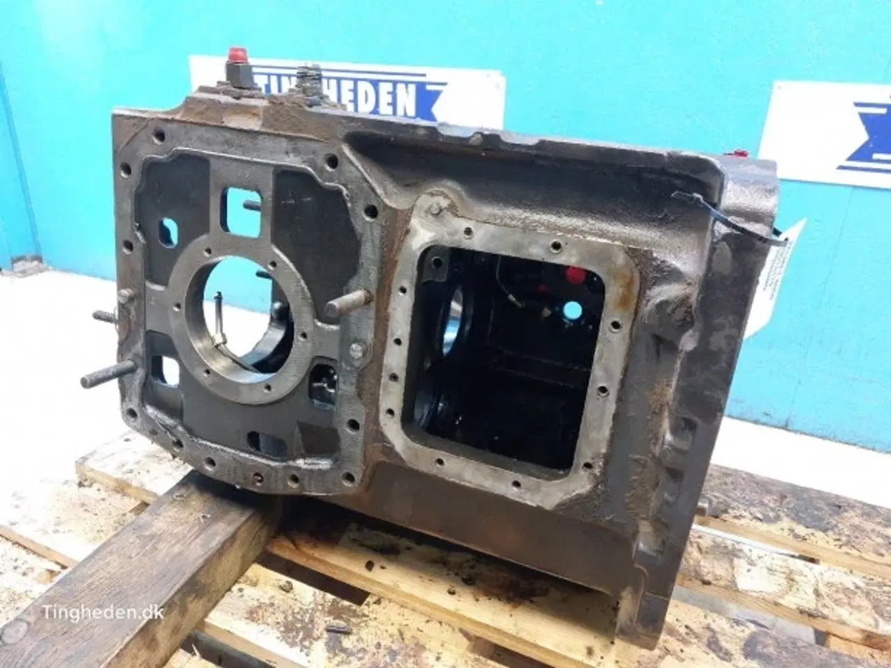 Billede 4 - Valmet 8050 Gearkasse Hus 33513110