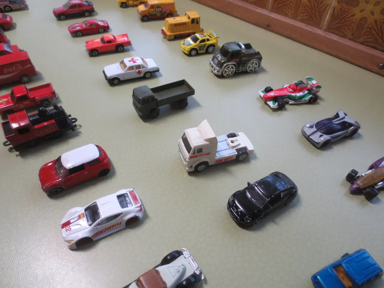 Billede 3 - 33 stk Forskellige Modelbiler i Siku Matchbox og a