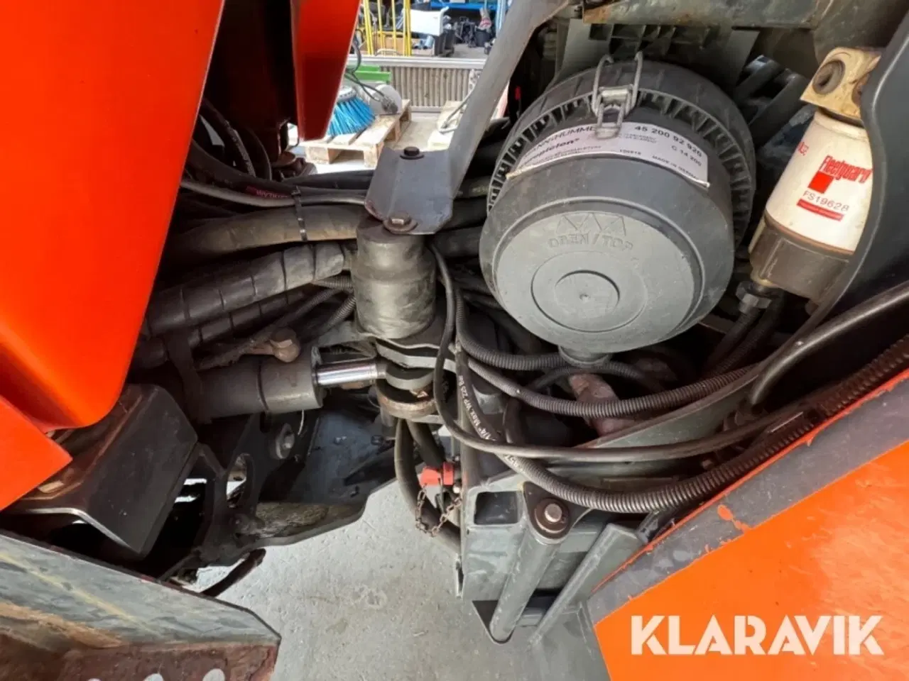 Billede 11 - Redskabsbærer Holder C270